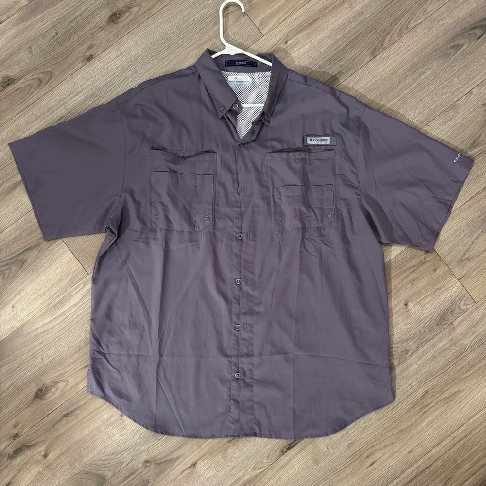 Columbia Men's Gray Short Sleeve Shirt